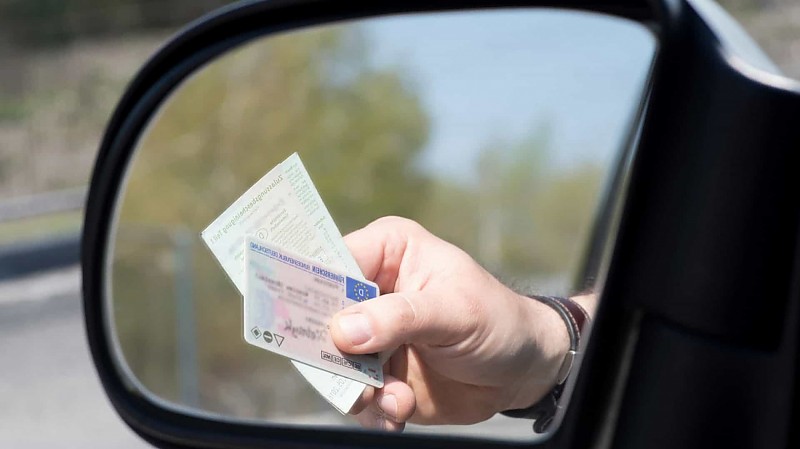 Cartão do cidadão e carta de condução válidos até março de 2021
